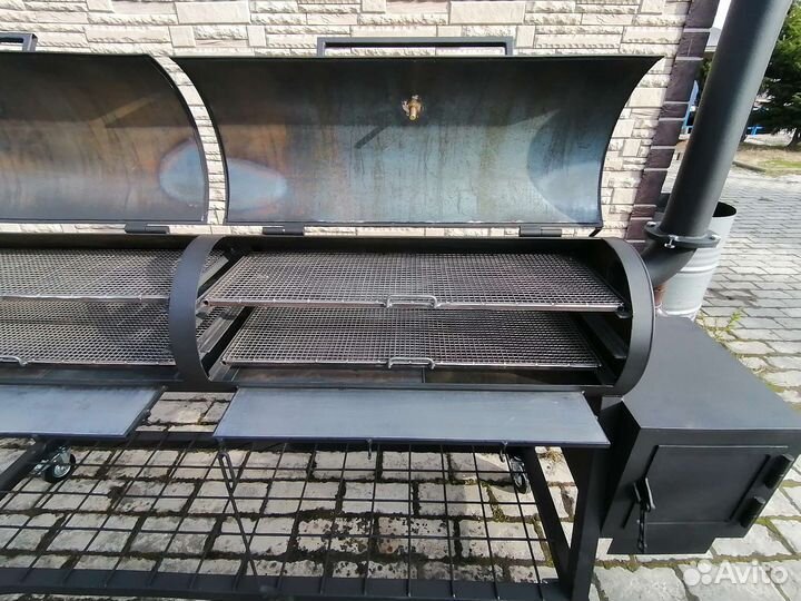 Смокер гриль барбекю