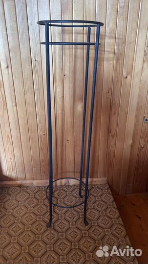 Подставка для цветов напольна