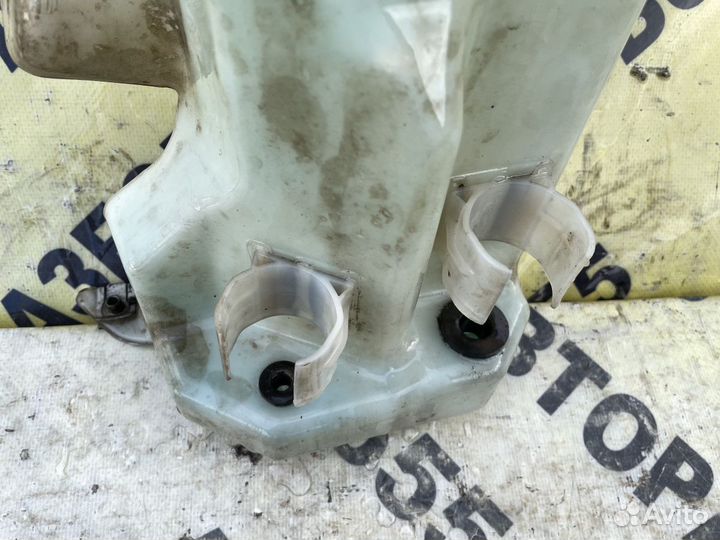 Бачок омывателя Audi A4