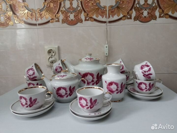 Продаю чайный сервиз