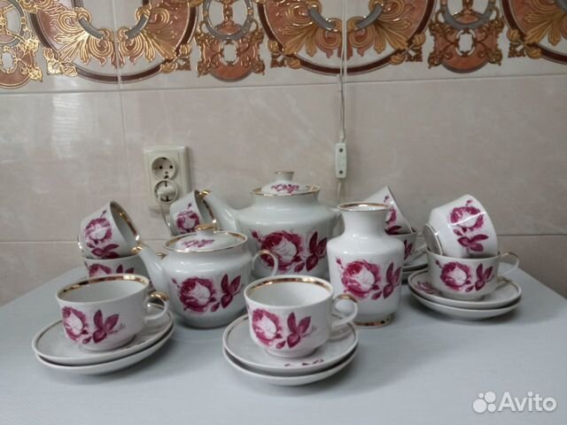 Продаю чайный сервиз