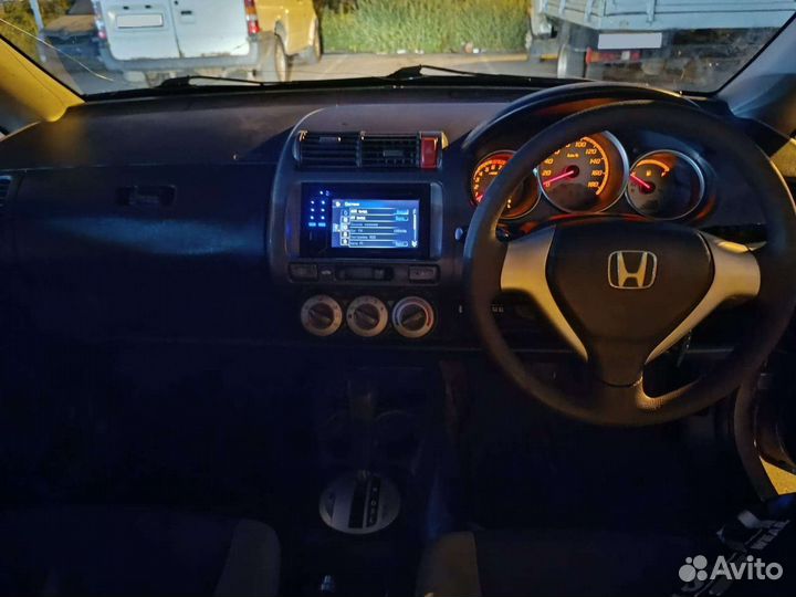 Honda Fit 1.3 CVT, 2001, 260 000 км