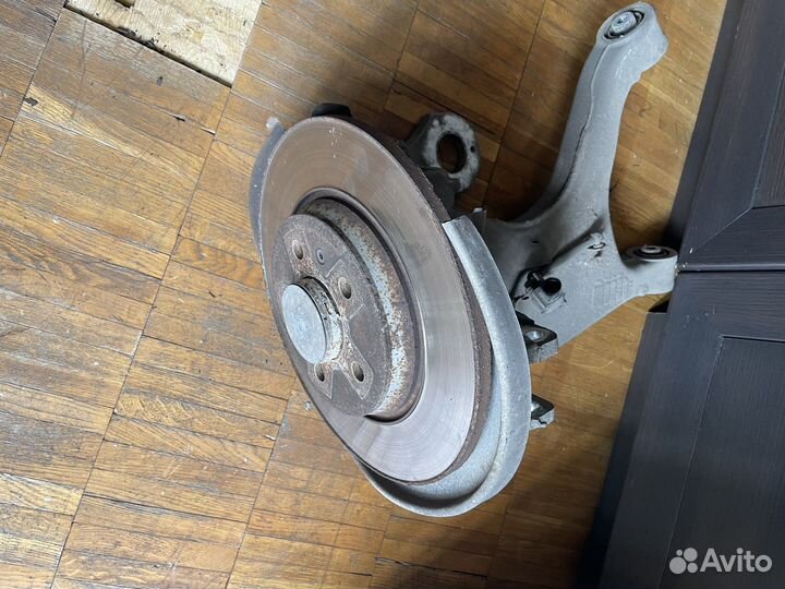 Кулак поворотный задий левый ауди а6с7