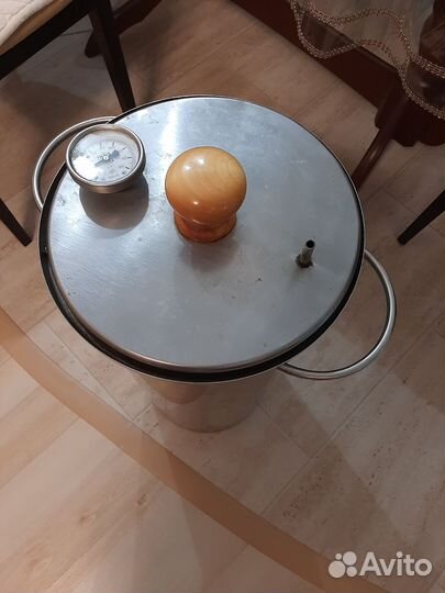 Коптильня горячего копчения Hanhi с гидрозамком