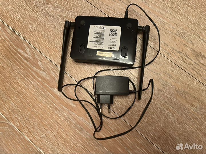 Роутер zyxel keenetic omni II