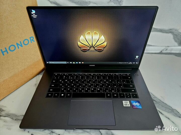 Honor MagicBook x15