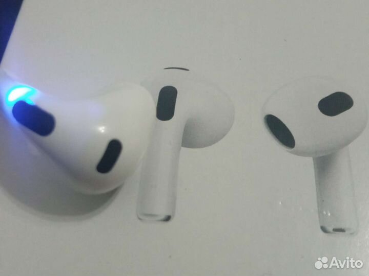 Беспроводные наушники новые