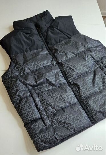 Оригинал Michael Kors Жилетка Мужская L Размер Нов