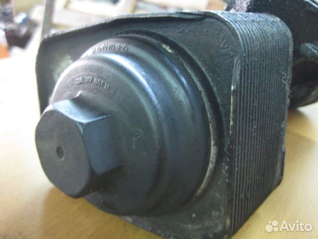 Крышка масляного фильтра Volkswagen Passat CC (200