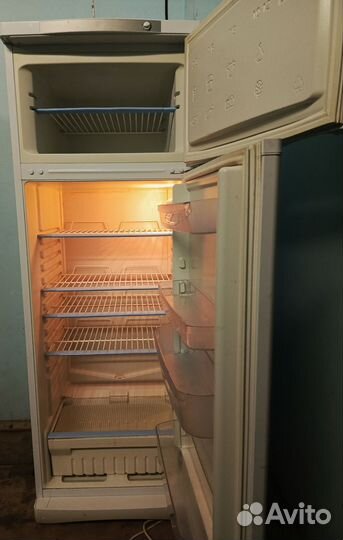 Холодильник двухкамерный/стиралка