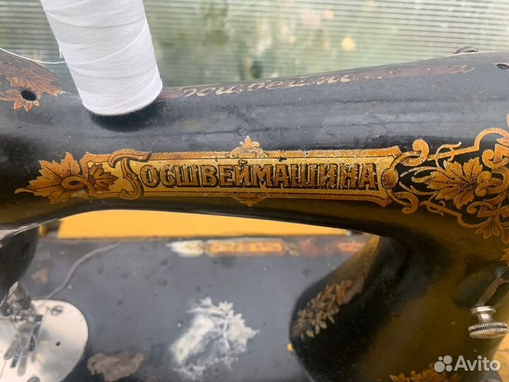 Швейная машина singer