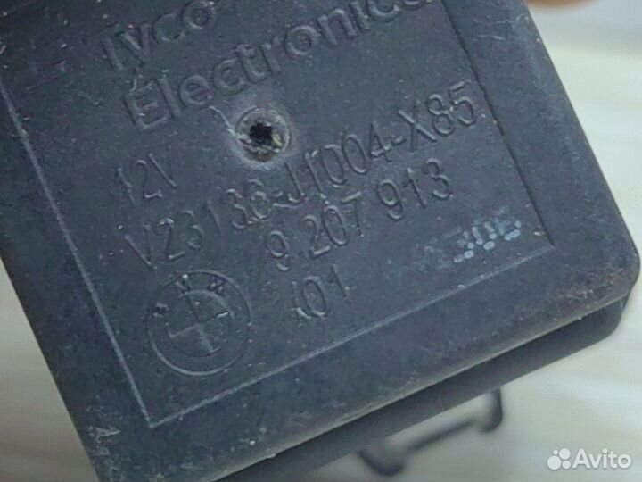 Реле включения вентилятора Bmw 3 F30 N47D20 2013