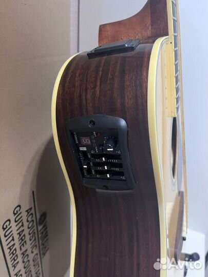 Электроакустическая гитара yamaha FGX830C