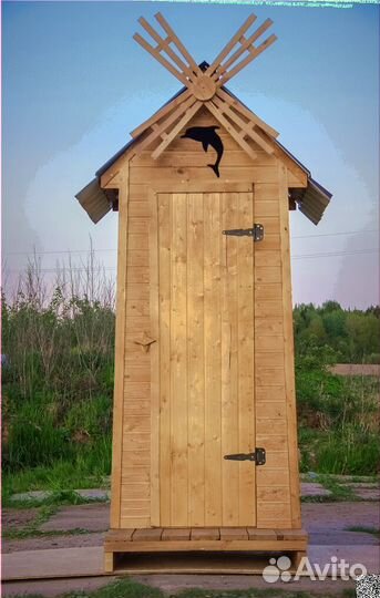 Дачный туалет деревянный