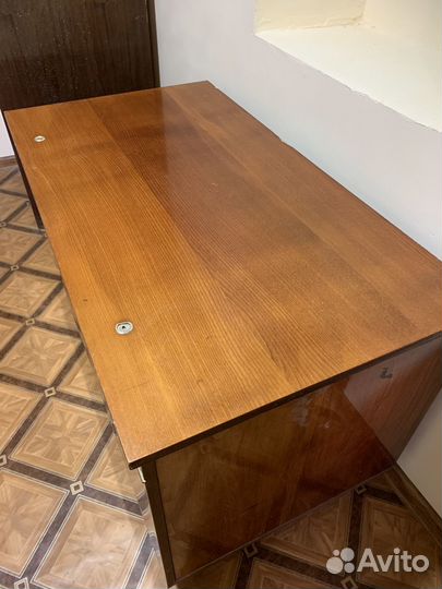 Сундук деревянный