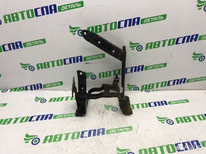 Кронштейн насоса гур Ford Focus Ii хетчбек дизель