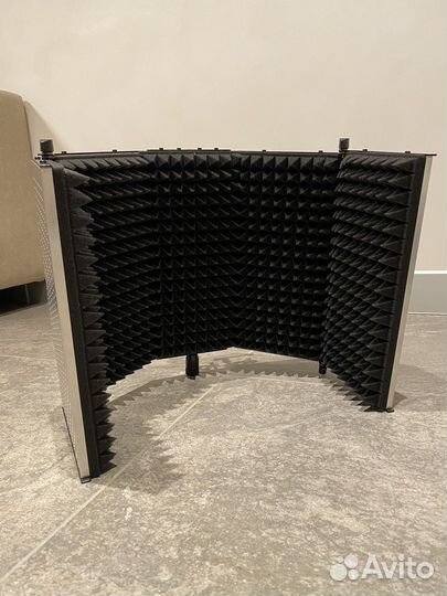 Акустический экран Soundking EE101