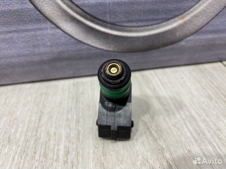 Форсунка топливная Nissan almera G15