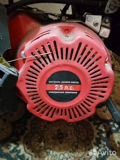 Бензиновый генератор