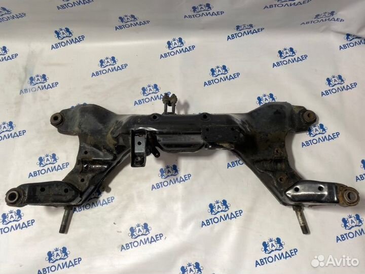 Подрамник (Балка ) Nissan Maxima A33 VQ30