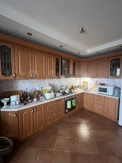 2-к. квартира, 67 м², 8/10 эт.