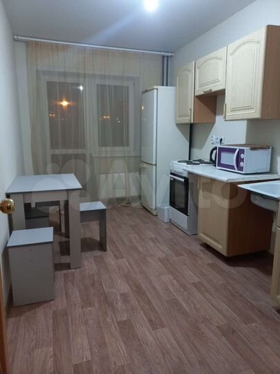 2-к. квартира, 50 м², 3/9 эт.