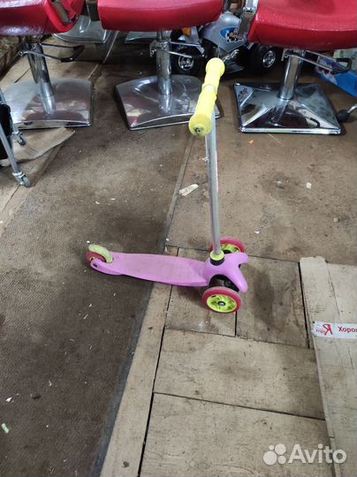 Продаю детские самокаты