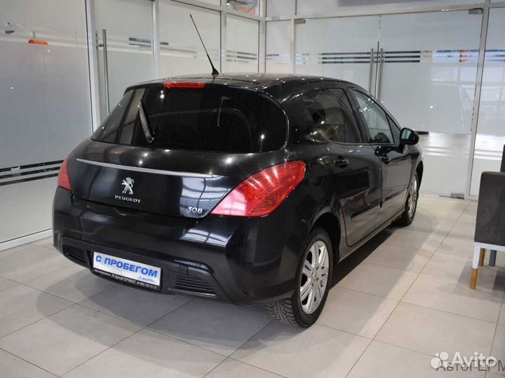 Peugeot 308, 2011