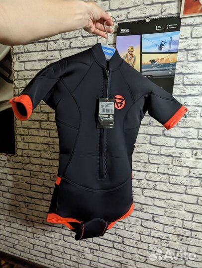 Гидрокостюм женский Brunotti 3/2мм