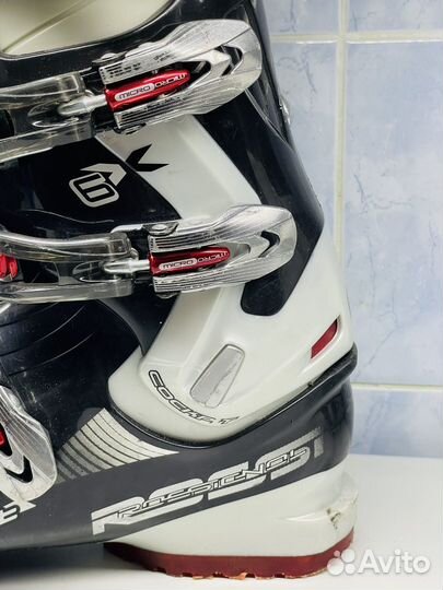 Горнолыжные ботинки 27.5