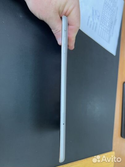 iPad mini 3 wifi cellular 16gb