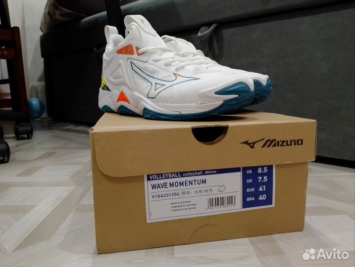 Кроссовки мужские Mizuno wave momentum 3