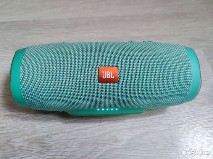 Колонка jbl charge 3