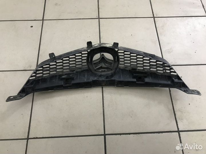 Решетка радиатора Mazda 6 GG