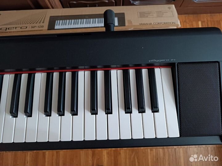 Электропиано yamaha NP-12 Piaggero