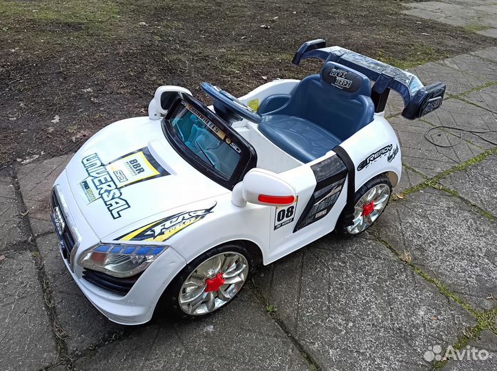 Детский электромобиль бу