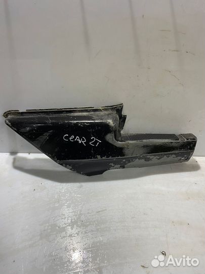 Правая лыжа пластика Yamaha gear 2t