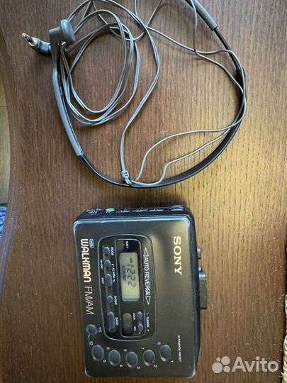 Кассетный плеер sony walkman (Япония) с наушниками