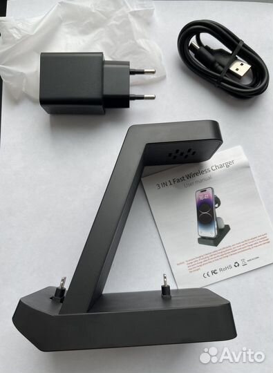 Беспроводное зарядное устройство 3 в 1