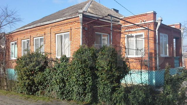 Дом 98,8 м² на участке 8 сот.