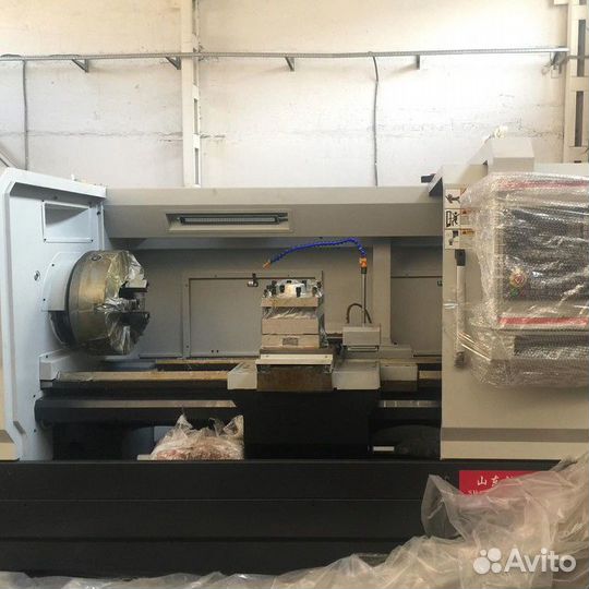 Токарный Трубонарезной станок с чпу QK1313