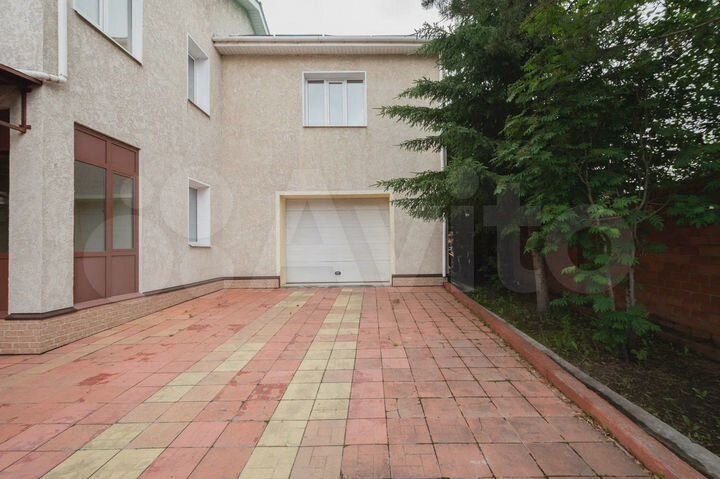 Дом 278,1 м² на участке 14,5 сот.