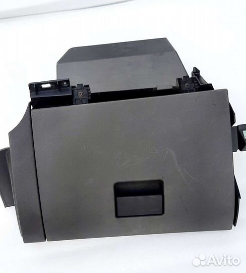 Бардачок Ford C-MAX 2003-2011