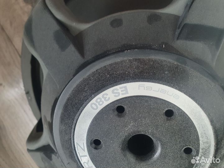 Динамик для сабвуфера