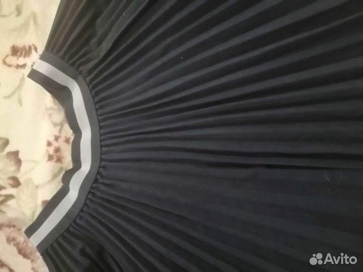 Юбка школьная синяя, блузка голубая Zara