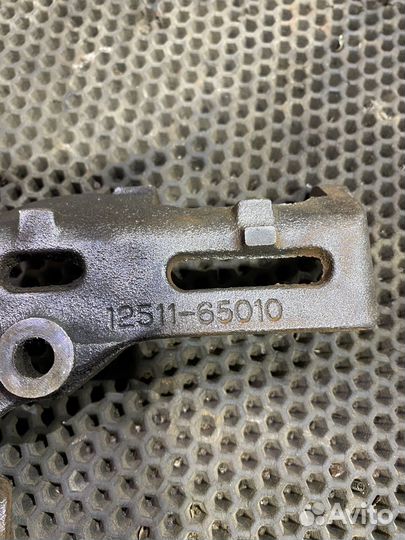 Кронштейн генератора 3VZ-E Toyota 4Runner VZN130