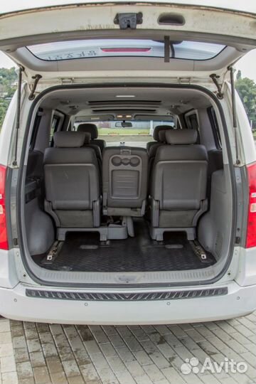 Заказ микроавтобуса 9 мест Хёндэ Старекс