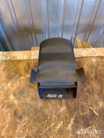 Подрулевой кожух Volkswagen Polo 5 рестайлинг