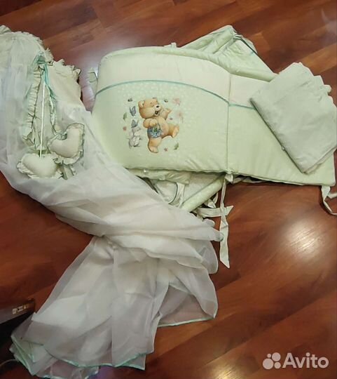 Комплект детская кровать, пеленальный столик-комод