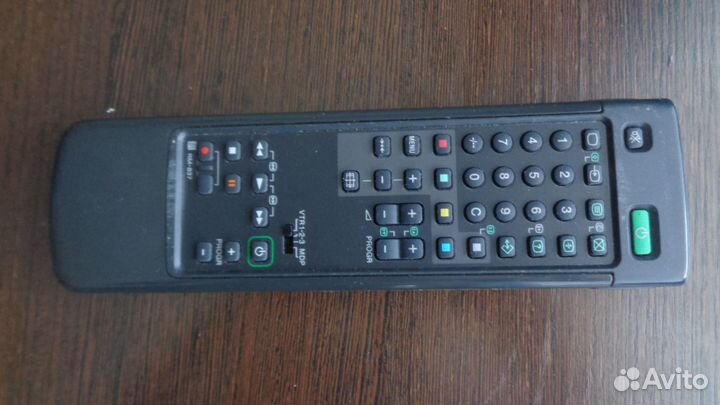 Продам пульт на телевизор sony